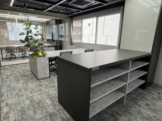 NOVEL WORK Shibakoen4F 内装