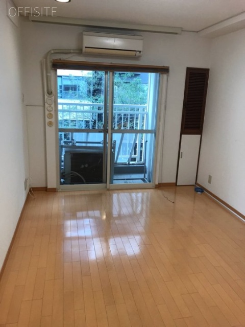 サーラ南青山ビル3F 3階 室内