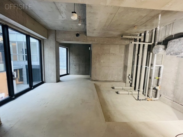 ARISTO北青山2F 内装