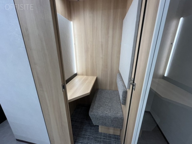 NOVEL WORK AKIHABARA1F 内装