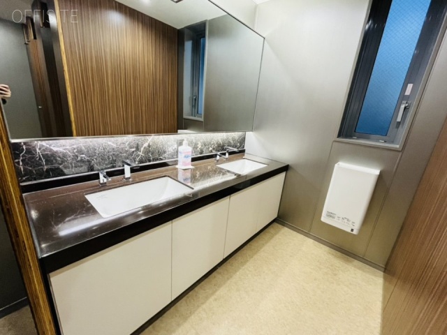 QV1麹町(旧 NK真和ビル)8F 洗面