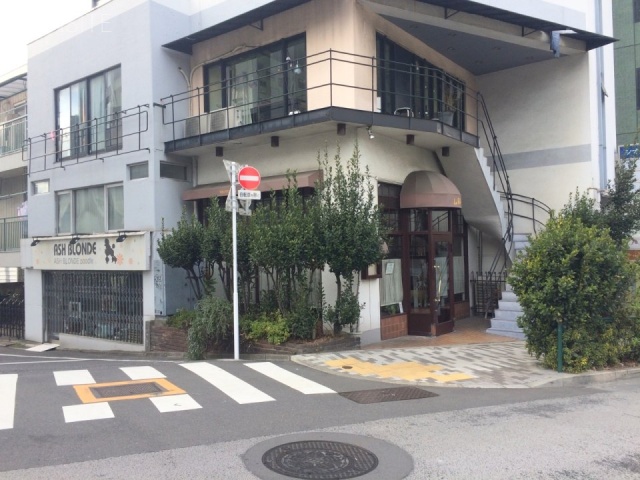 シオバラ外苑ビル02 1階部分
