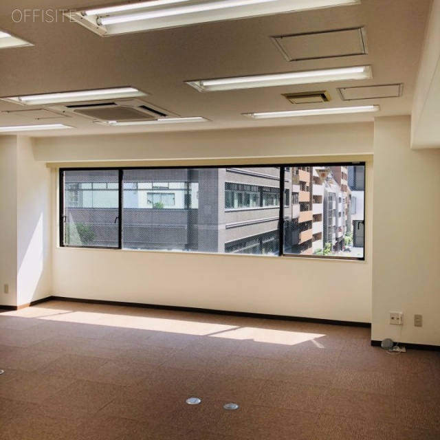 建石ビル4F 4階 室内