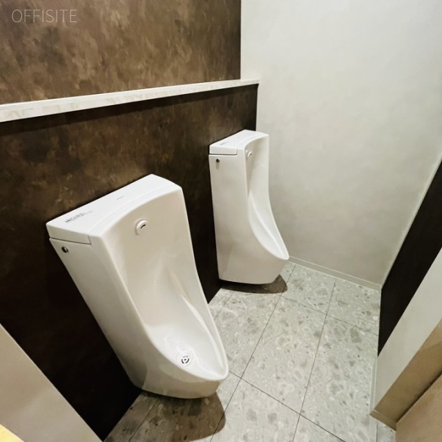 @WORK SHINJUKUGYOEN4F トイレ