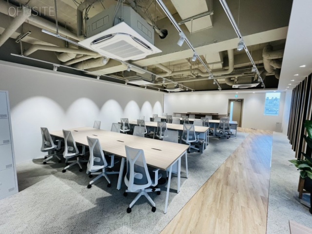 NOW/HERE新宿四谷7F 内装