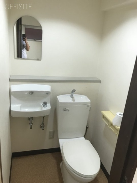 SVAX新宿ビルB館B1F~M2F 1階 トイレ