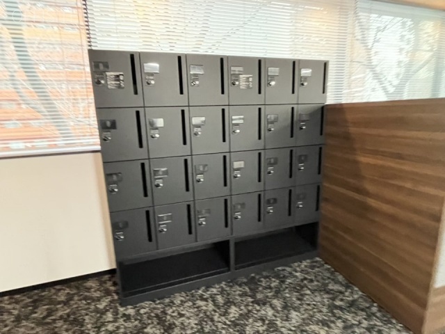 CIRCLES西新宿2F 内装