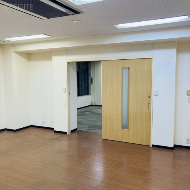 山源ビルB1F B1階 室内