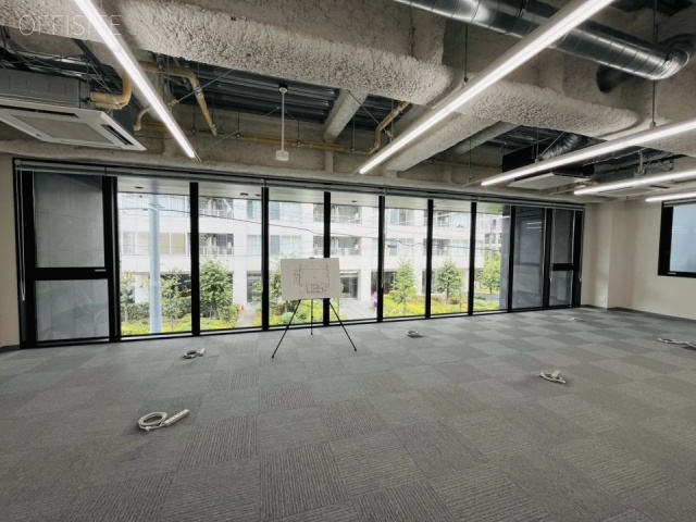 NCO浜松町2F 2階窓面
