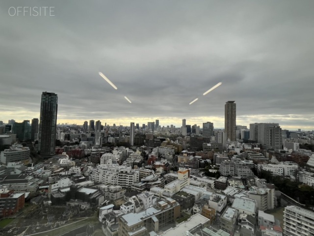 IsaI AkasakA2203 内装