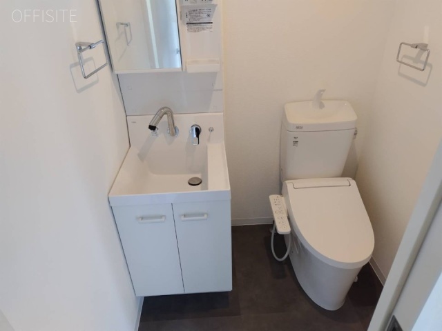 マドレーヌ武蔵野ビル102 トイレ