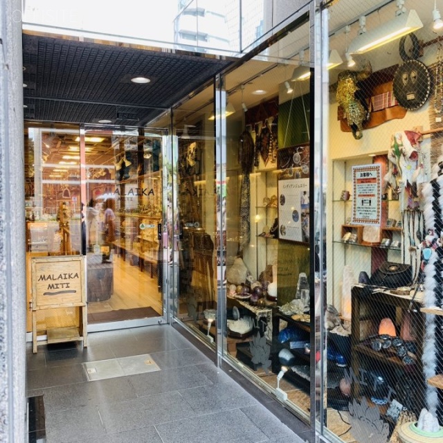 郁文堂青山通りビル 1階 25.76坪　1階部分