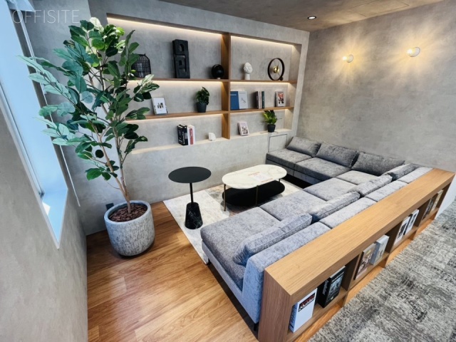 AZ Ginza East3F 内装
