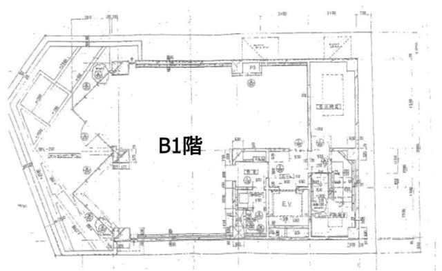 南平台ツインビルB1F 間取り図