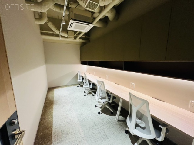 NOW/HERE新宿四谷2006 内装