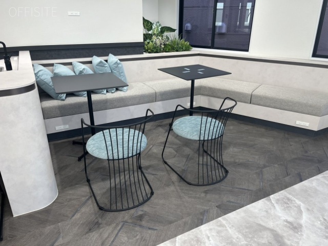 NOVEL WORK Otsuka6F 内装