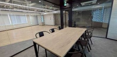 須田町ビル7F セットアップ区画(室内)