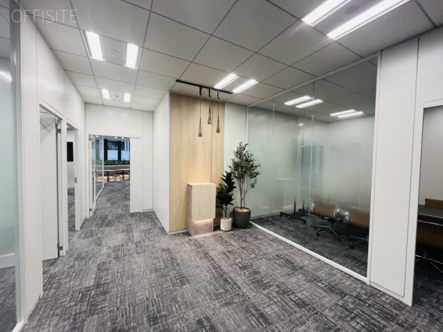 BIZCORE西新橋2F 内装