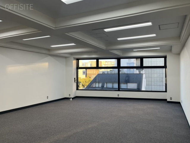 マストビルE2 内装