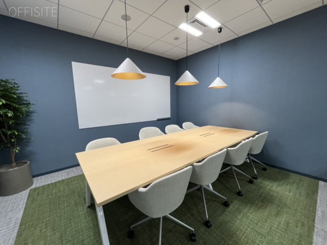 明治薬科大学剛堂会館1F 内装