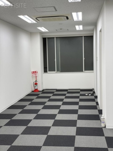 SRビル3F 3階 室内