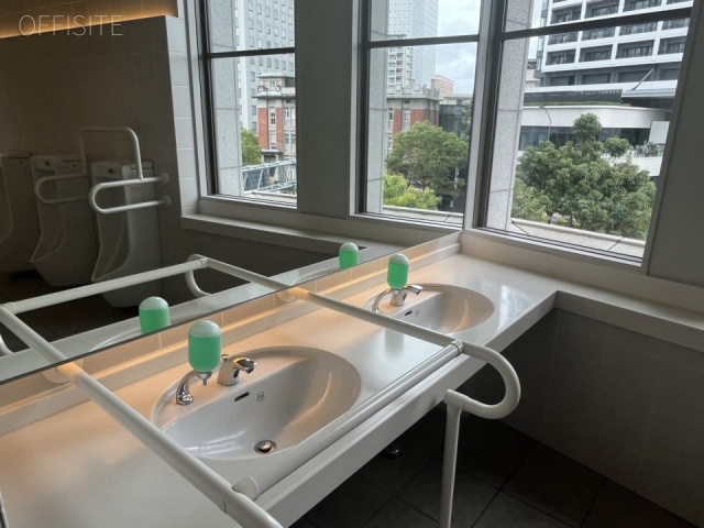 goodroom lounge 横浜馬車道302 収納