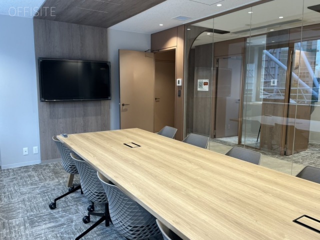 いちご神宮前ビル 5階 94.82坪　会議室(10名用) 別角度