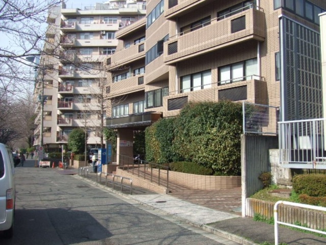 山京目黒ビル102 1階部分