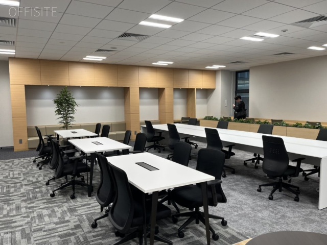 明治薬科大学剛堂会館1F 内装