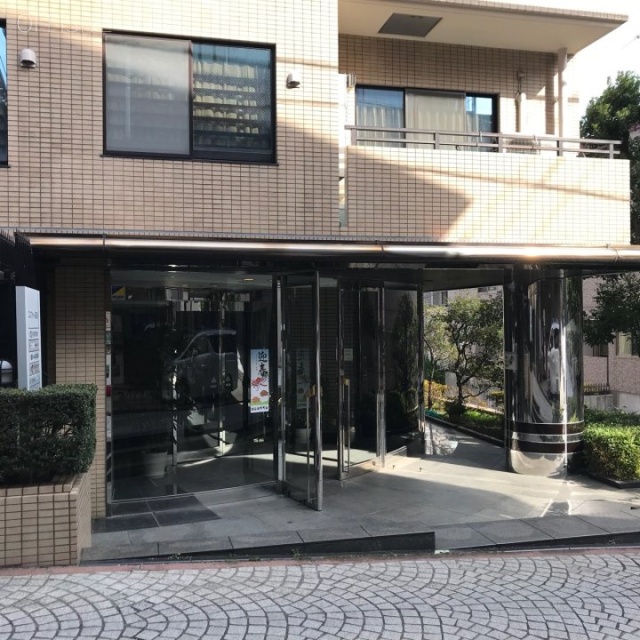 コンフォール四谷103 1階部分