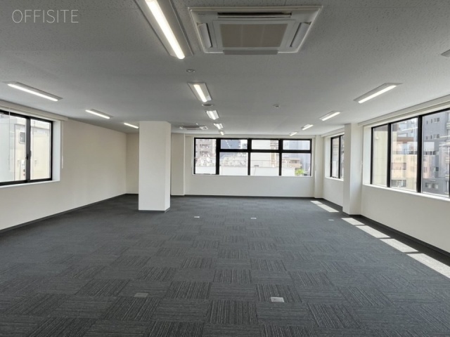 町田トーセイビル5F 内装