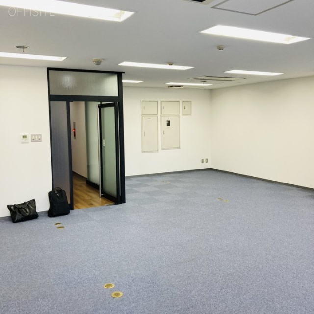 新橋ベストビル2F 2階 室内