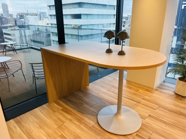 owns八丁堀11F セットアップ区画(別角度)