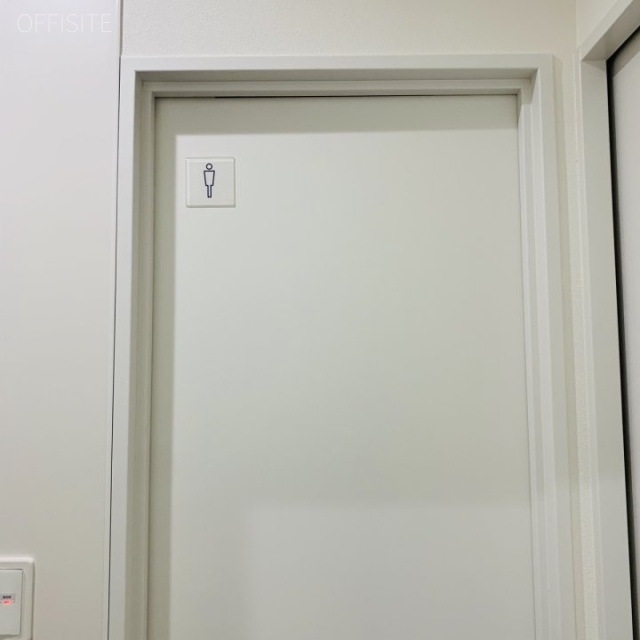 ベルグランツ神田神保町ビル10F 10階 男子トイレ