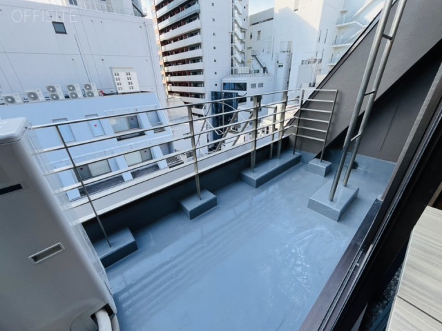 Biz Feel Iwamotocho (旧:神田TY)ビル5F バルコニー