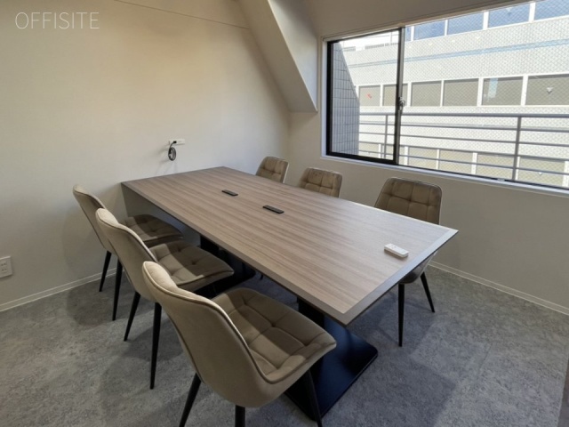 NOVEL WORK Otsuka7F 内装