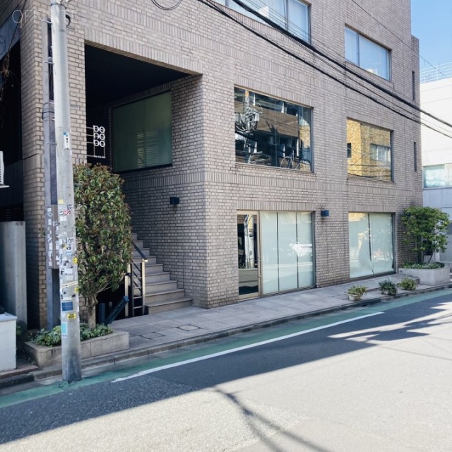 神宮前エーアイビル1F 1階部分
