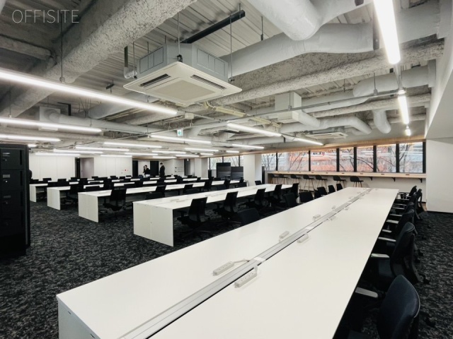 CIRCLES西新宿4F 内装