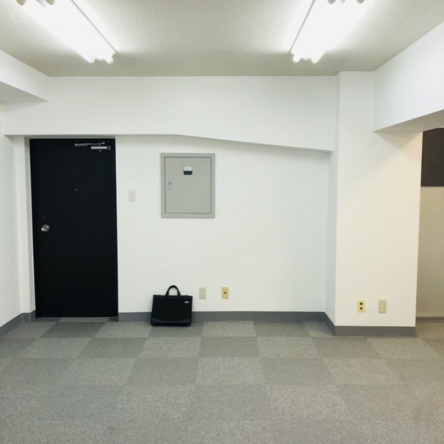 サニービルB 2階B号室 室内
