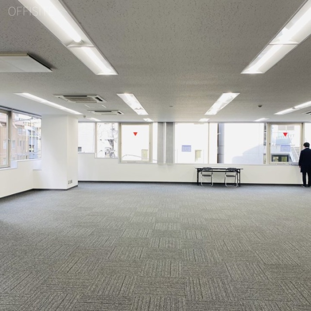 青山SIビル3F 3階 室内