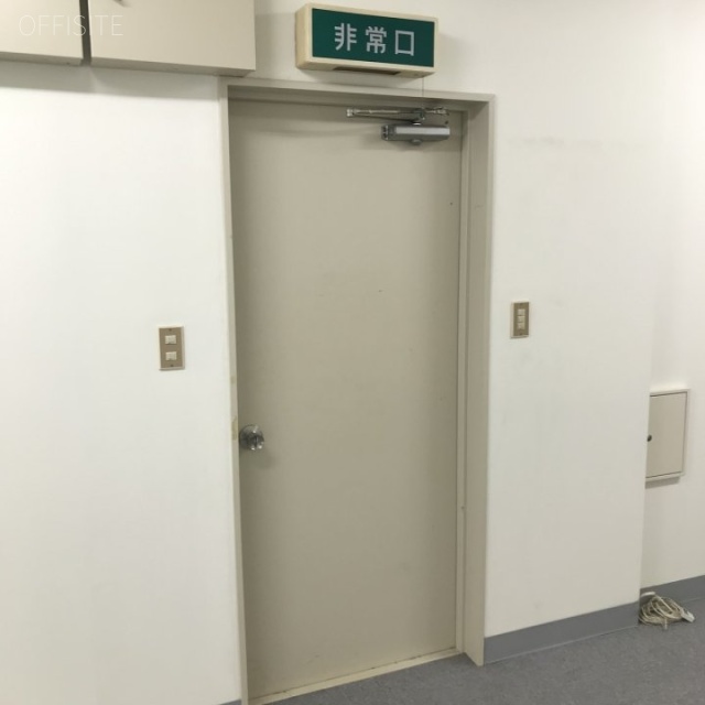 大栗ビル201 2階 貸室入口