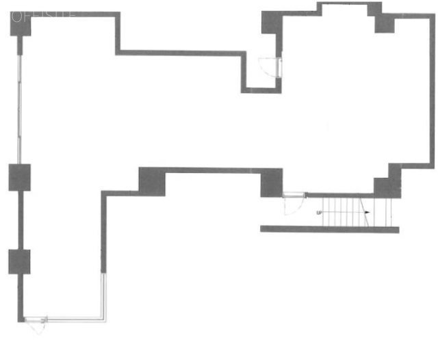 青山ホワイトアドビービル1F 間取り図