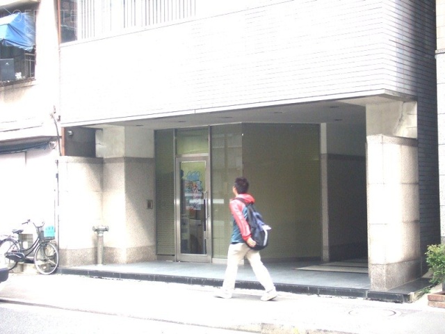 恒倉ビル1F 1階部分