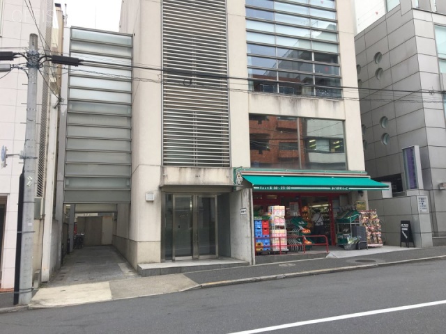 パークレーン1F 1階部分