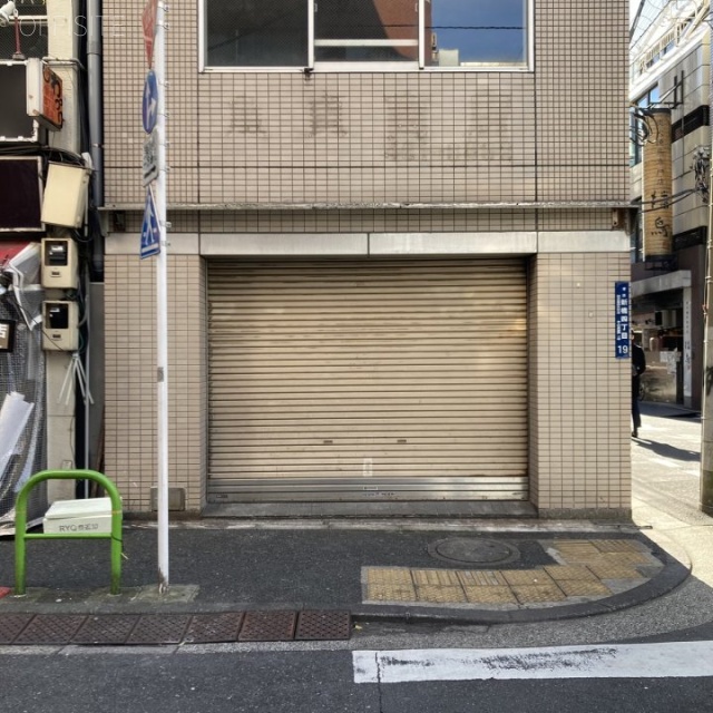 新橋THビル1F~5F 1階部分