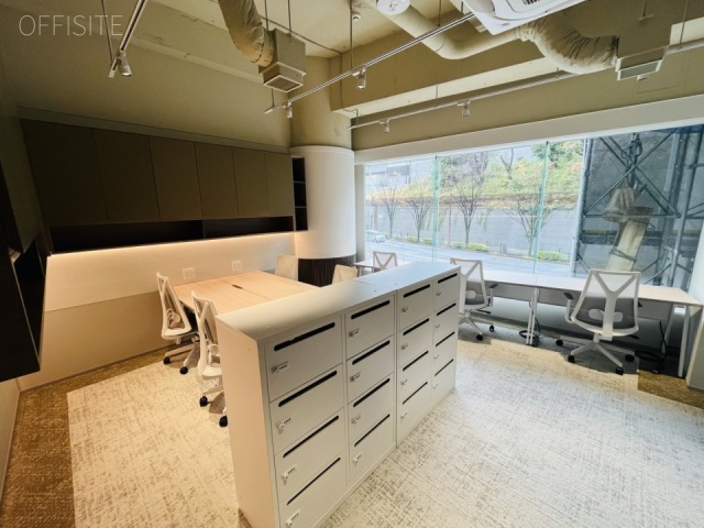 NOW/HERE新宿四谷2001 内装