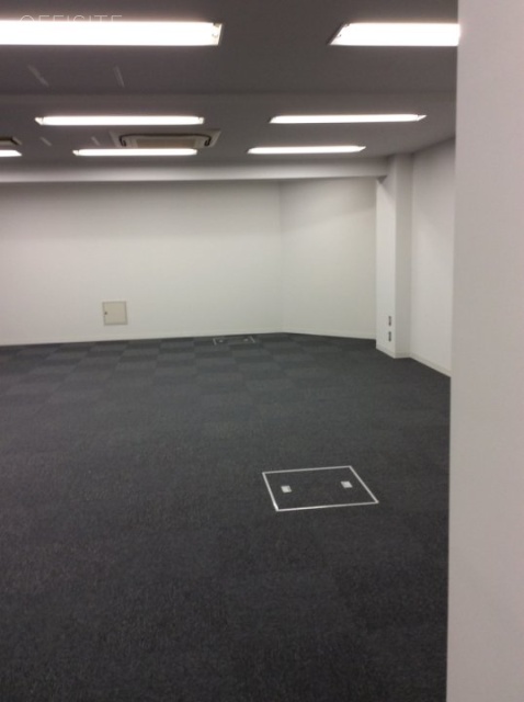 ユーエスト青山ビル1F 1階室内