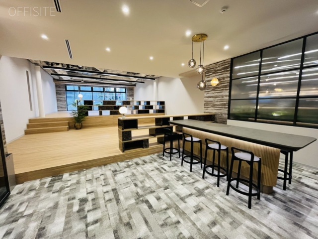 X-BASE SHIBUYA(クロスベースシブヤ)101 内装