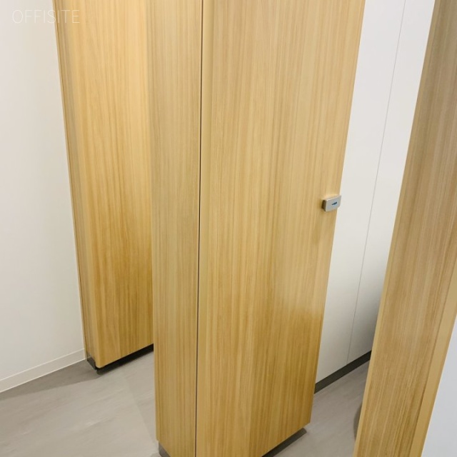SSビル6F 6階 男子トイレ