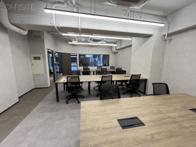 NOVEL WORK AKIHABARA1F 内装